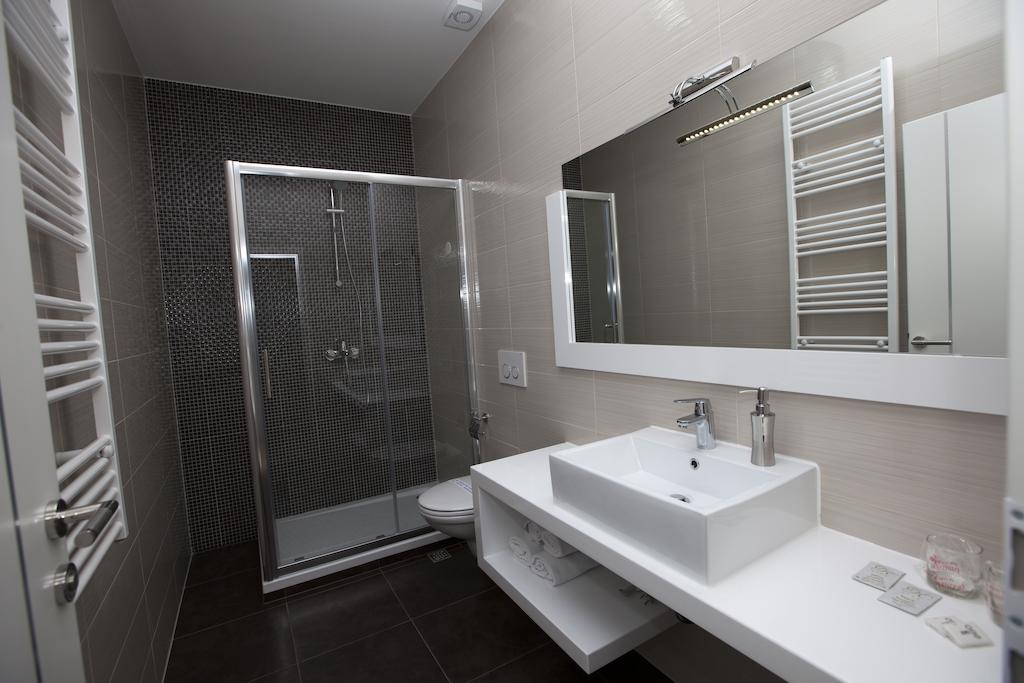 Triple Room,235250561:JPEG